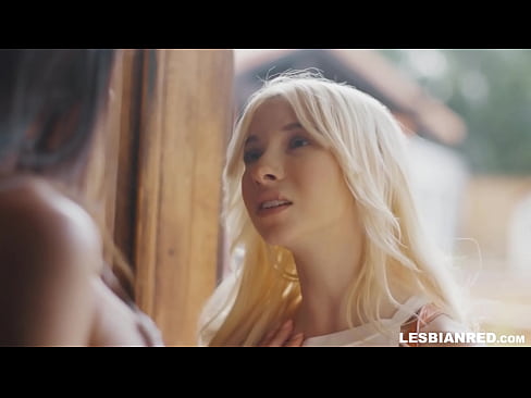 ❤️ U-Girl ufika ekhaya ezinyangeni ezimbalwa kamuva futhi ugcina edla ingquza kasingamama wakhe Ividiyo yokubhebhana ku-zu.watchhentai.ru ❌️